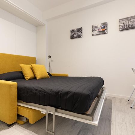 Pieno Centro Di Milano Per Gruppi, Famiglie E Viaggi Di Lavoro Apartment Bagian luar foto
